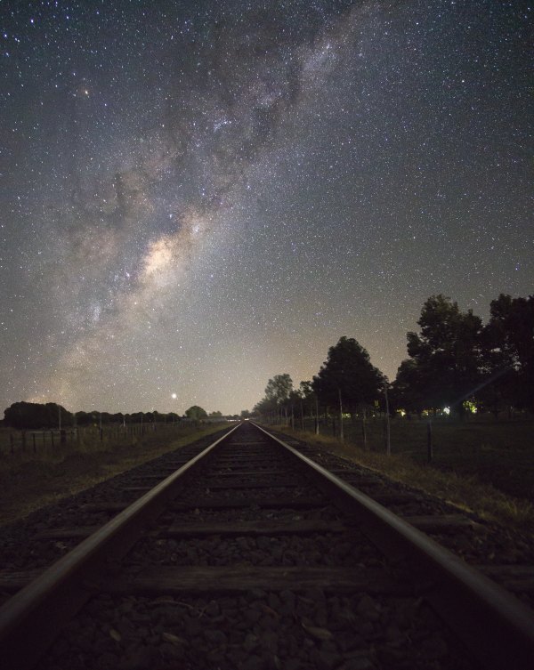 Изображение №43 4351x5463 «Ночь на железной дороге, звездное небо» из коллекции «Обои Звёздная Ночь»