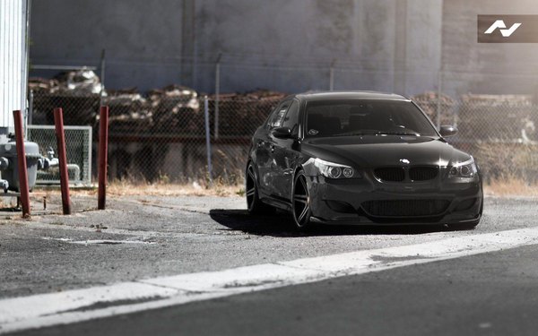 Изображение №28 1920x1200 «Чёрный BMW M5 E60» из коллекции «Обои БМВ М5 (BMW M5)»