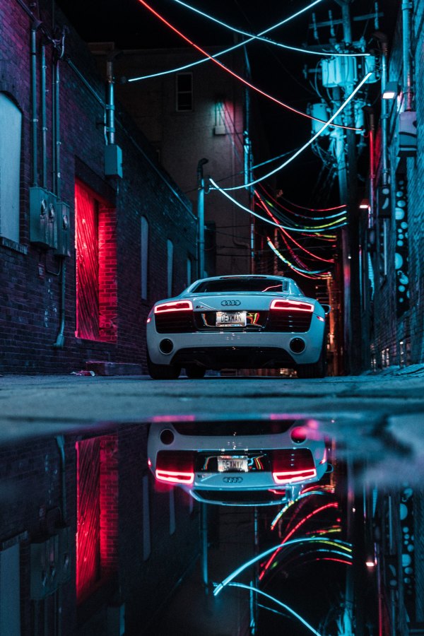 Изображение №22 3588x5382 «Audi R8 вид сзади» из коллекции «Обои Неоновые Машины»