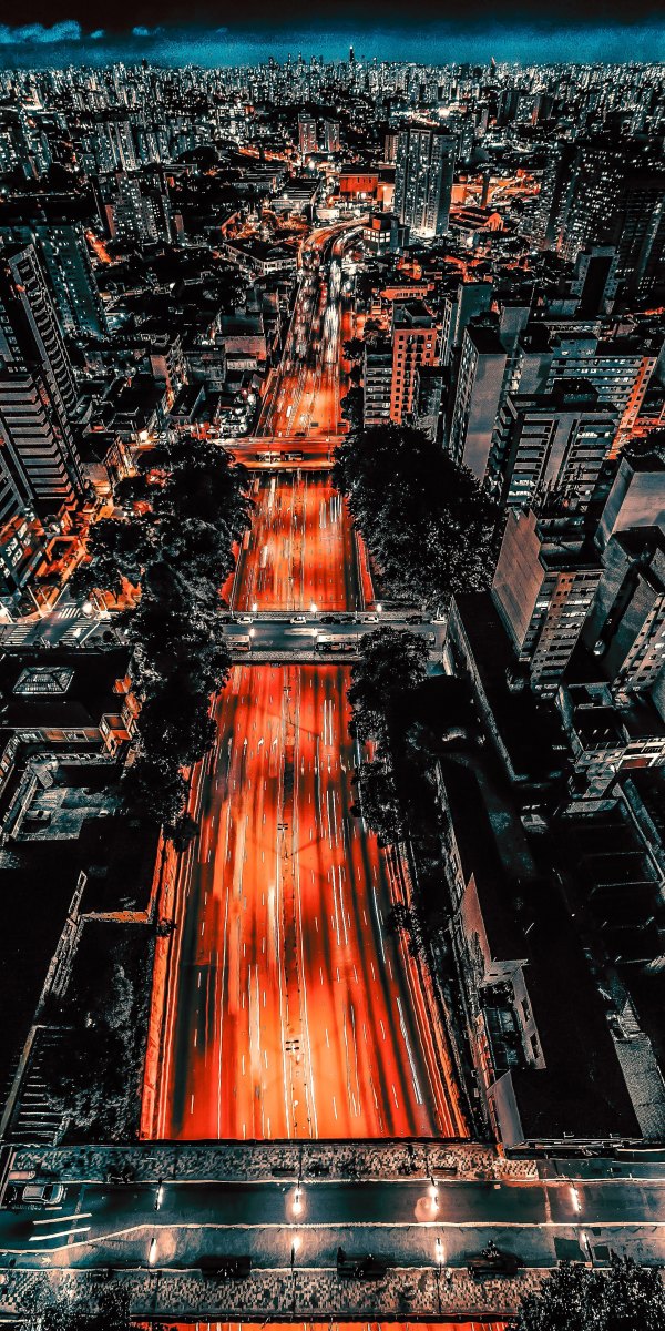 Изображение №3 1920x3840 «Дорога в большом ночном городе» из коллекции «Обои Ночной Город»