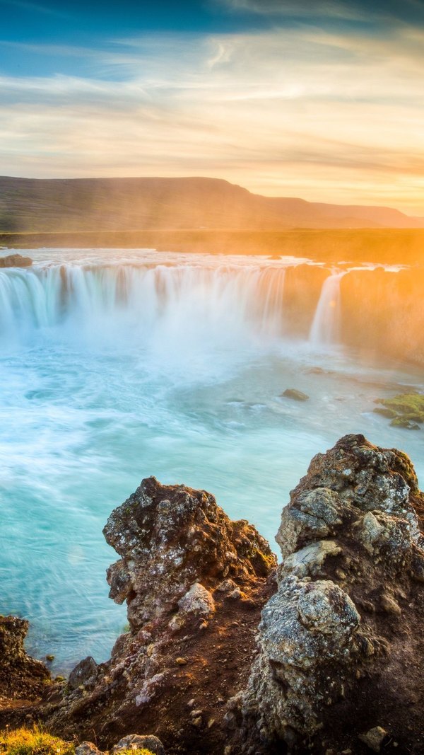 Изображение №18 1080x1920 «Красивый пейзаж с водопадом» из коллекции «Обои Водопад»