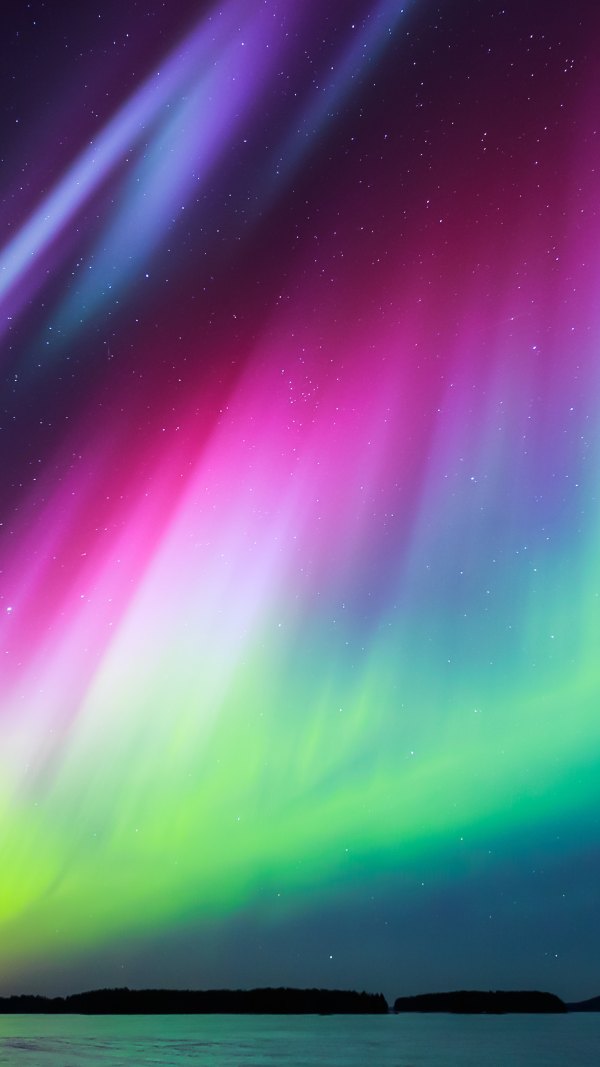 Изображение №4 1440x2560 «Красивое северное сияние» из коллекции «Обои Северное Сияние»