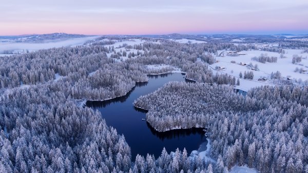 Изображение №42 3039x1707 «Зимний лес с высоты, озеро» из коллекции «Зимний лес»