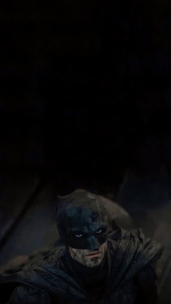Изображение №18 1080x1920 «Грязный Бэтмен» из коллекции «Обои Бэтмен (The Batman)»