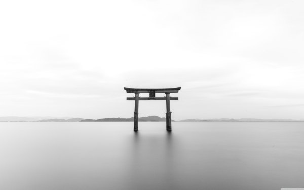 Изображение №2 5120x3200 «Ворота, Япония 4K» из коллекции «Чёрно-белые Обои 4k»