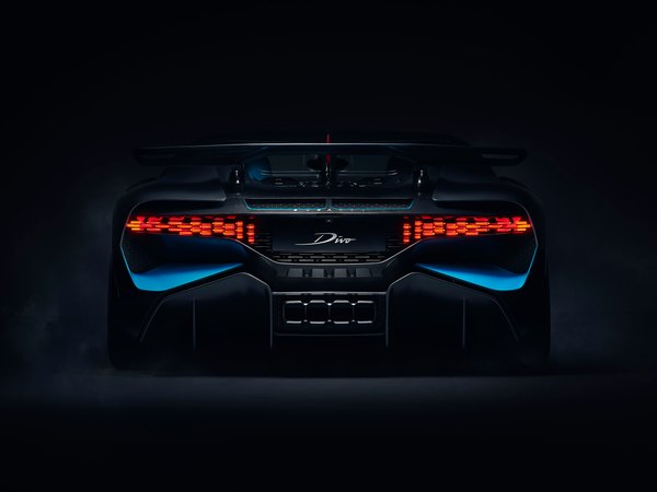 Изображение №14 2732x2048 «Bugatti Divo Вид сзади 2018 GTA 5» из коллекции «Обои ГТА 5, GTA 5, Grand Theft Auto V»