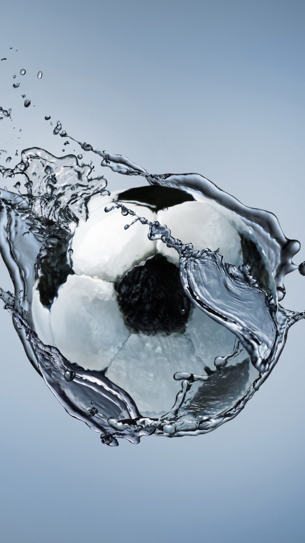 Изображение №32 1080x1920 «Футбольный мяч под водой» из коллекции «Обои Футбол»