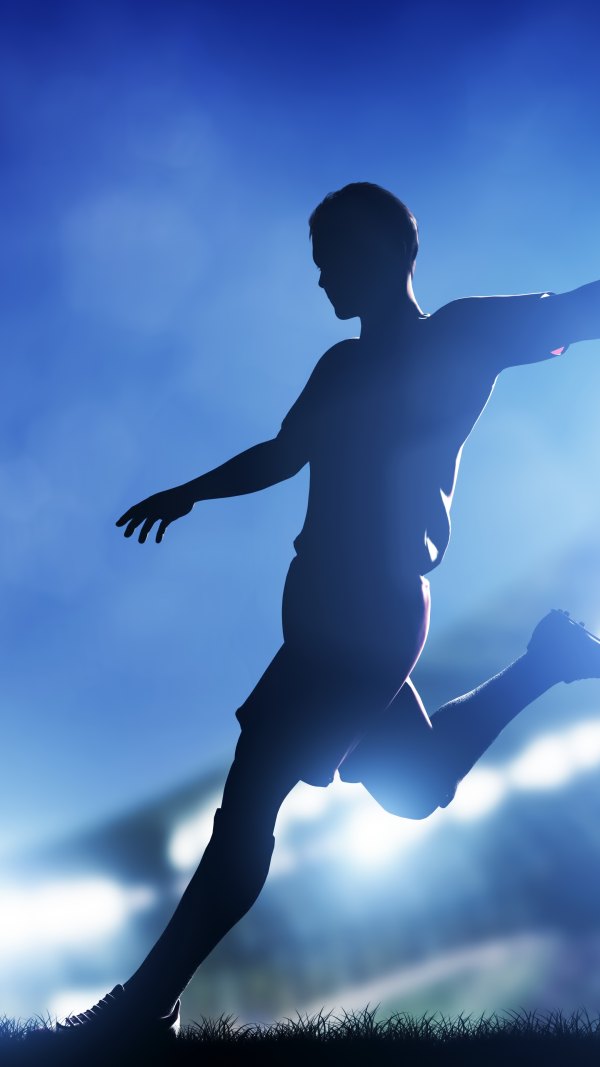 Изображение №24 2160x3840 «Криштиану Роналду пинает футбольный мяч» из коллекции «Обои Футбол»