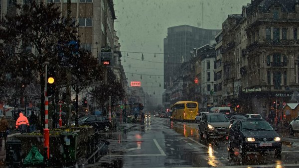 Изображение №5 1920x1080 «Активный город под дождем» из коллекции «Обои Дождь»